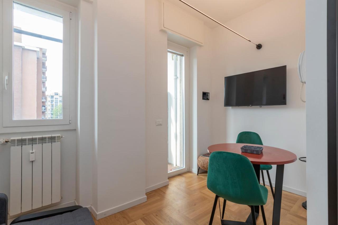 Luxury Apartment Savona 65 Milan Exterior photo